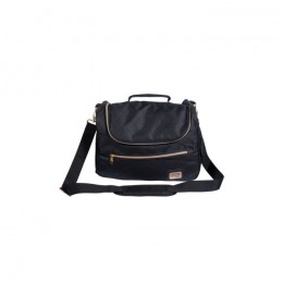 HKM FW'22 Grooming Bag Berry