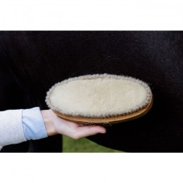 Grooming Deluxe Overall Brush Body Soft Shine