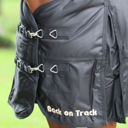 Back on Track Horse Rug Frost with Shoulder Pleat