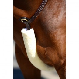 Kentucky Artificial Sheepskin Breastplate Cover