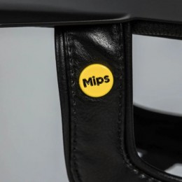 Back on Track Helmet Caracas Smooth Top