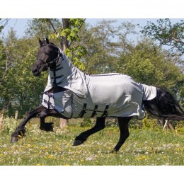 QHP Fly rug with neck and hood Big neck