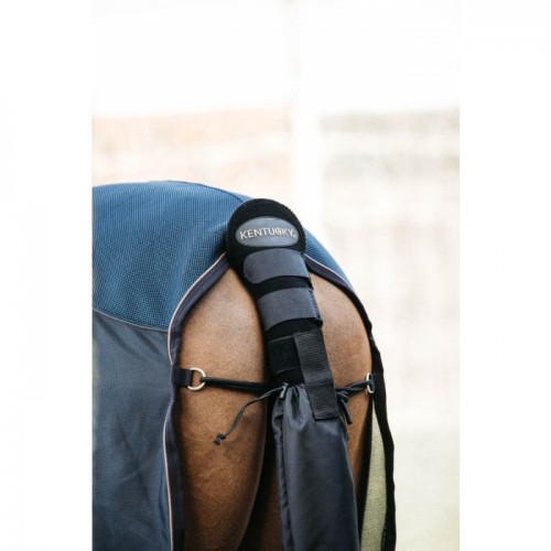Kentucky Tail Guard with Tail Bag