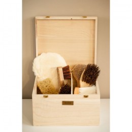 HB Showtime Luxury Wooden Grooming Box with Brush Set