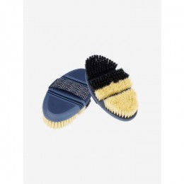 LeMieux Flexi Brush Half and half grooming Brush