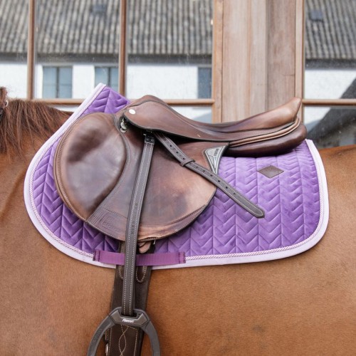 Kentucky Velvet Contrast Jumping Saddle Pad