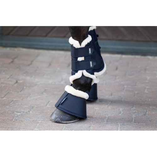 Eskadron Overreach Boots Faux Fur