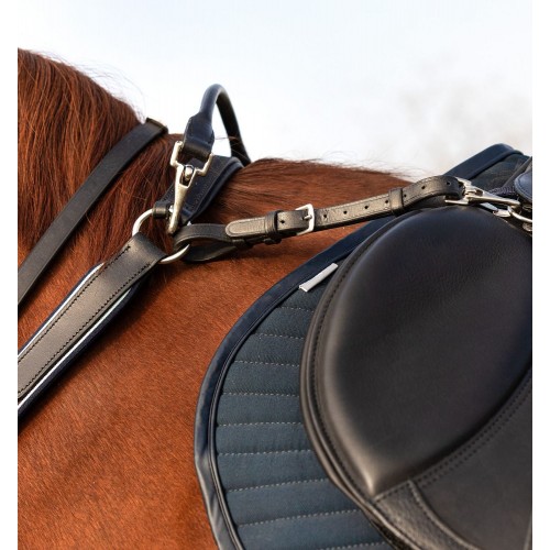 Horseware Micklem Breastplate Breastplate with Martingale