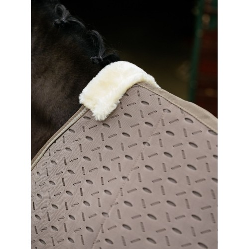 LeMieux SS26 Kudos 3D Mesh Travel Rug