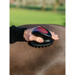 LeMieux SS26 Massage щётка