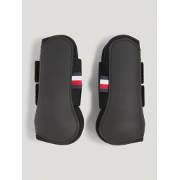 Tommy Hilfiger SS26 Champion передние ногавки