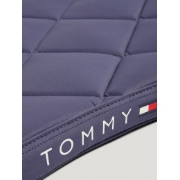 Tommy Hilfiger SS26 Columbia выездковый вальтрап