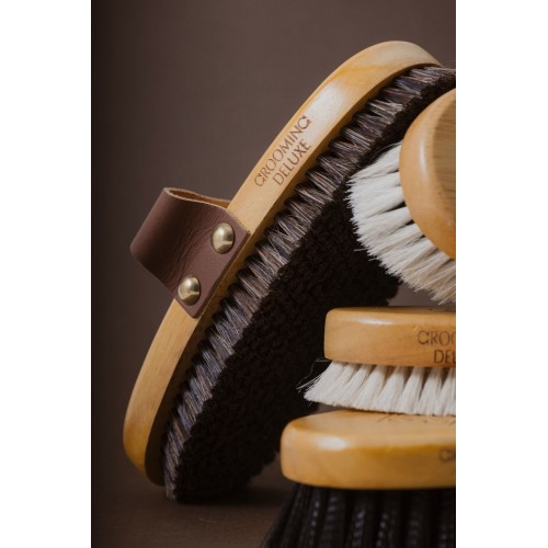 Grooming Deluxe Body Brush - Medium